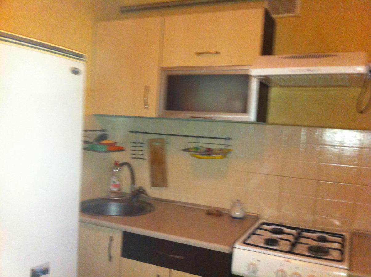 Apartments On Nauky Avenue 39 คาร์คิฟ ภายนอก รูปภาพ